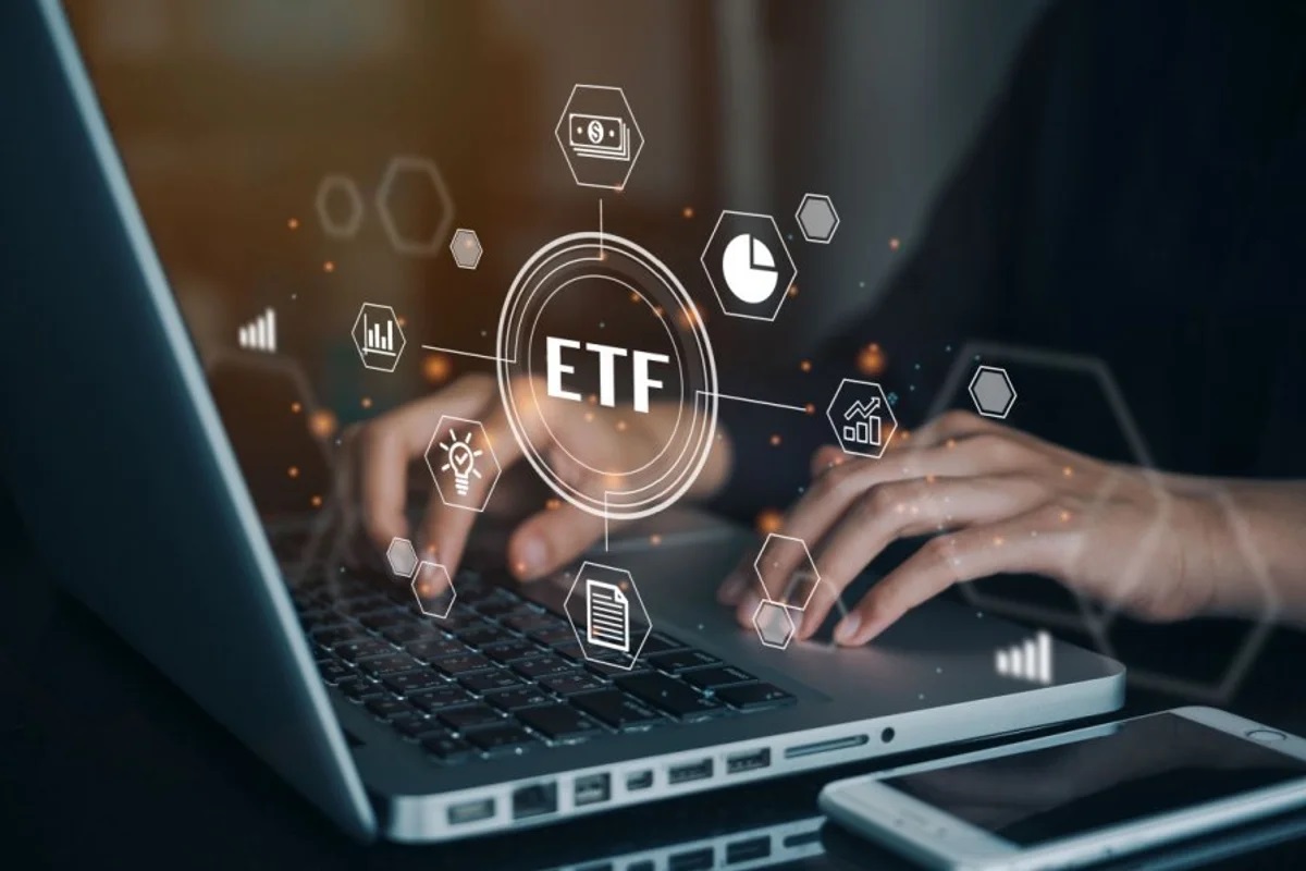 Tech and AI Investing Made Easy: Introducing the Top 5 ETFs to Add to Your Portfolio